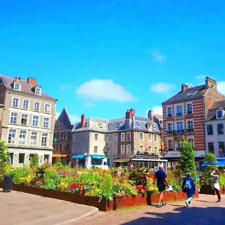 La Petite Matelote Lumineux - Vue Cathedrale * Boulogne-sur-Mer