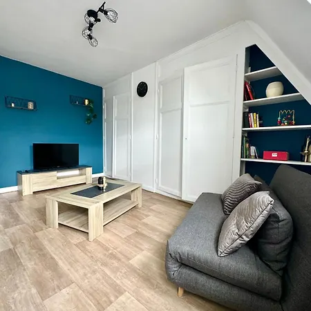 La Petite Matelote Lumineux - Vue Cathedrale * Булонь-сюр-Мер